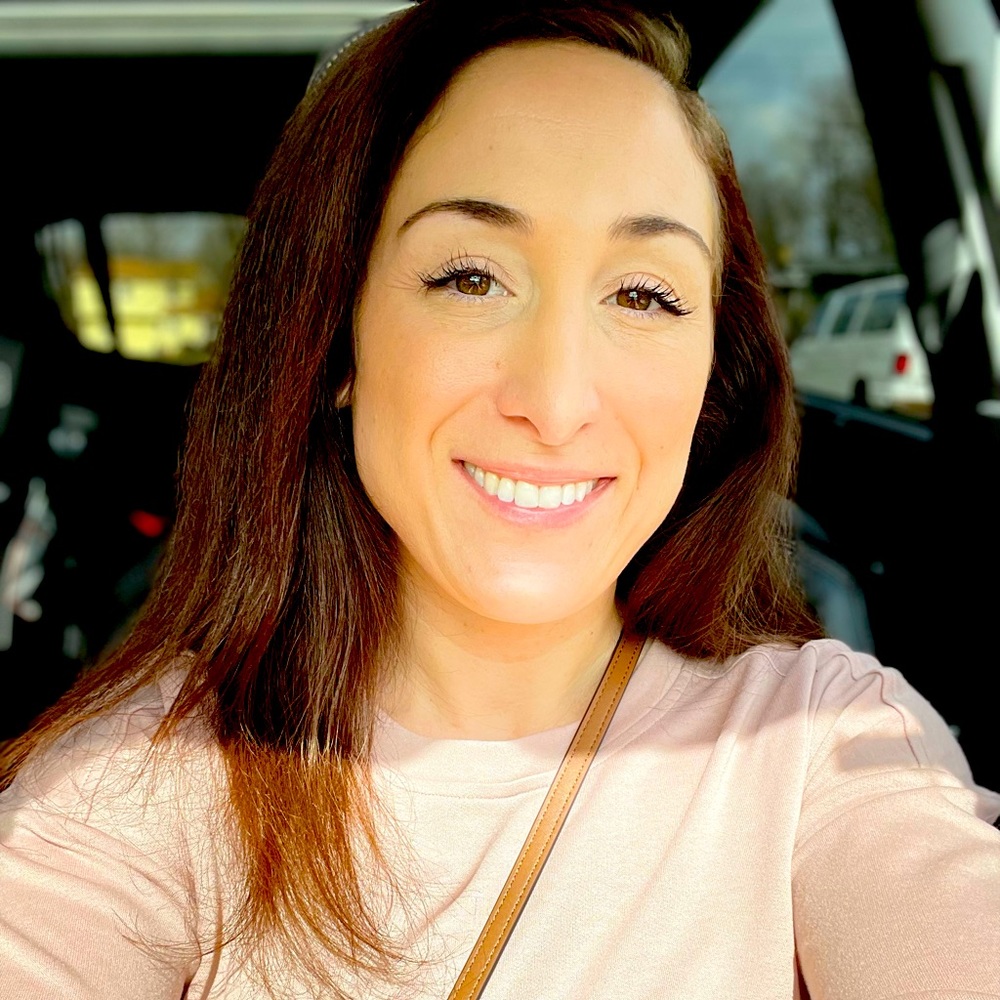 Meet your Posher, Tarah